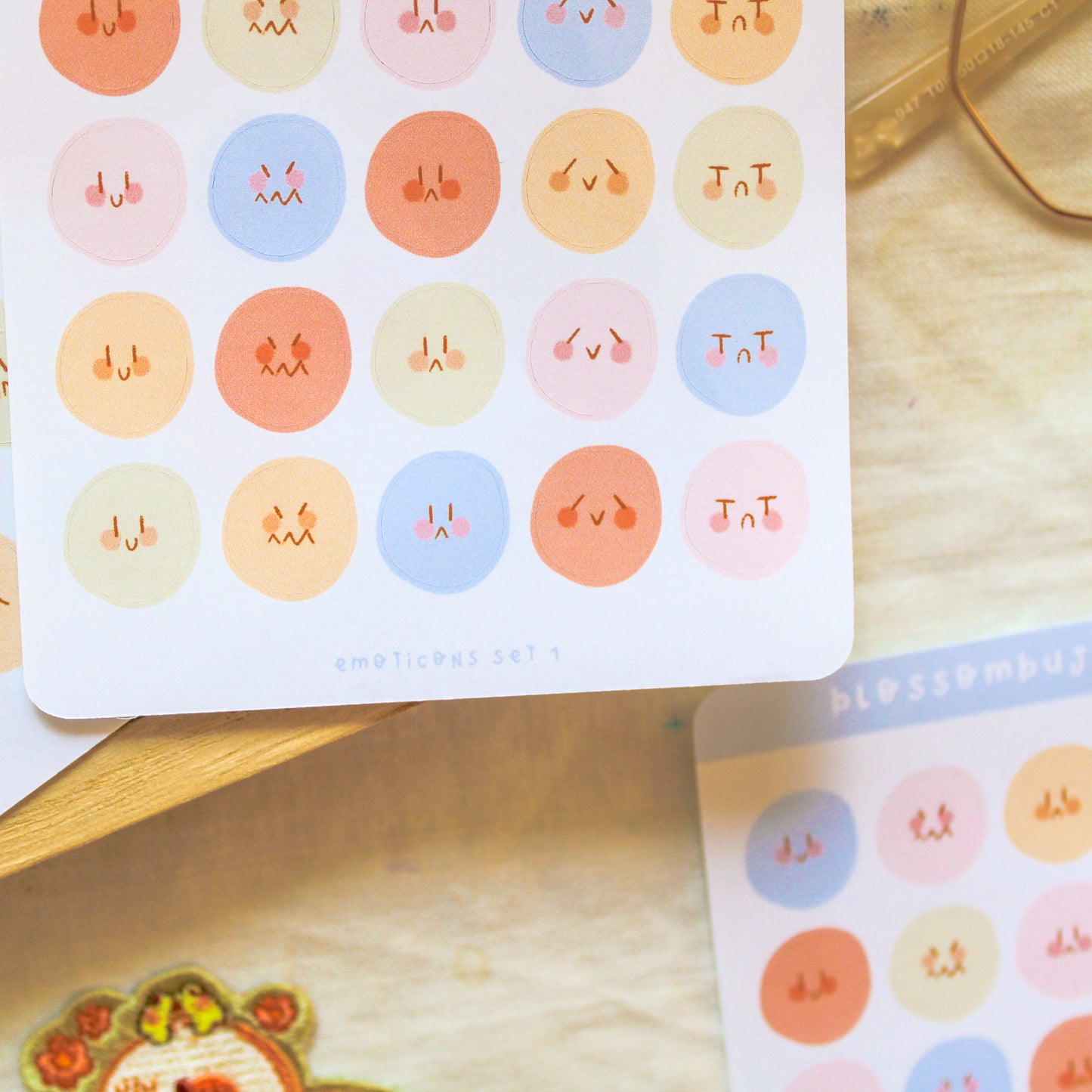 Stickersheet - Emoticons Sets