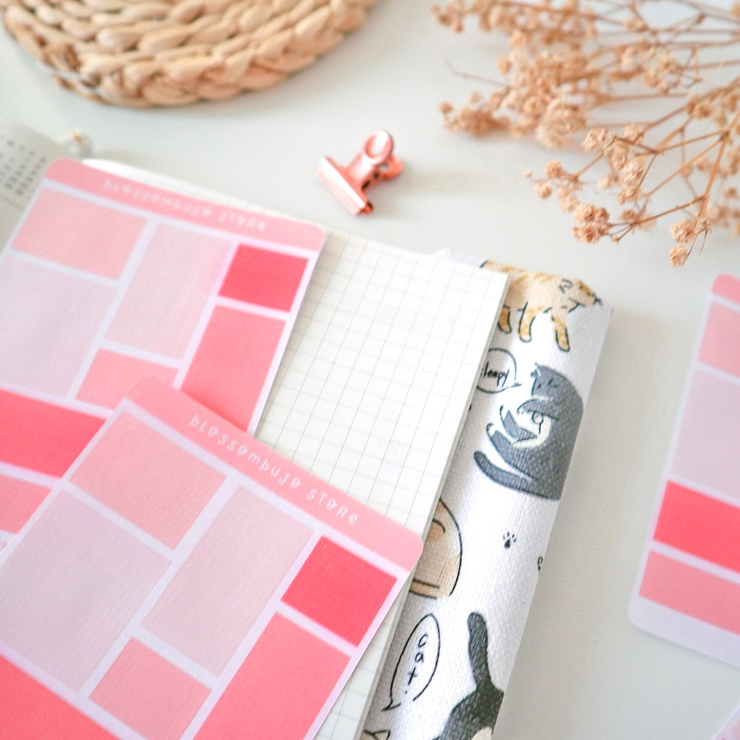 Stickersheet - Pink Squares
