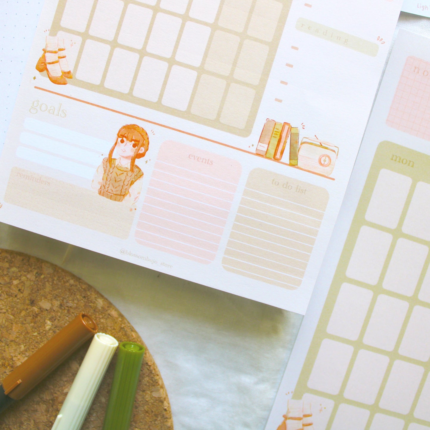 Printables - Monthly Planner Light Academia